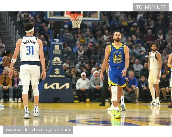 库里关键时刻三分如神，勇士压制对手进攻——一场关于专注与防守的赛季观察